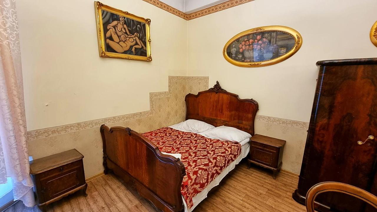 Vavelsky Apartments - Old Town Cracóvia Exterior foto