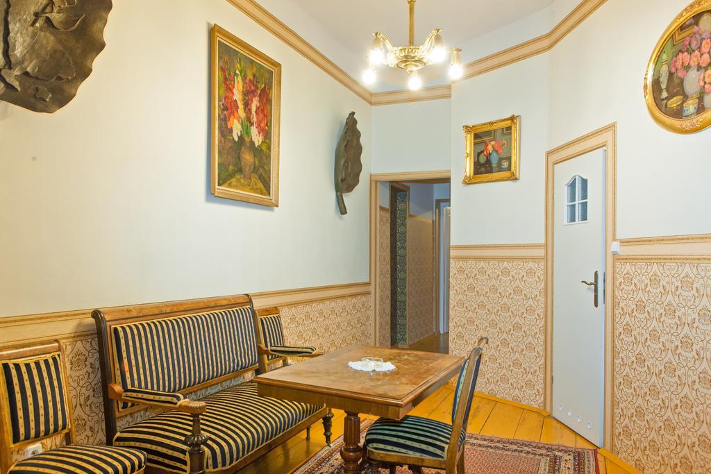 Vavelsky Apartments - Old Town Cracóvia Exterior foto